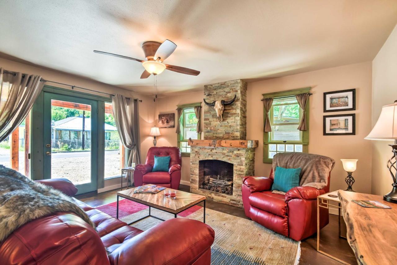 Cozy Home With Media Room Short Walk To Taos Plaza! Екстер'єр фото