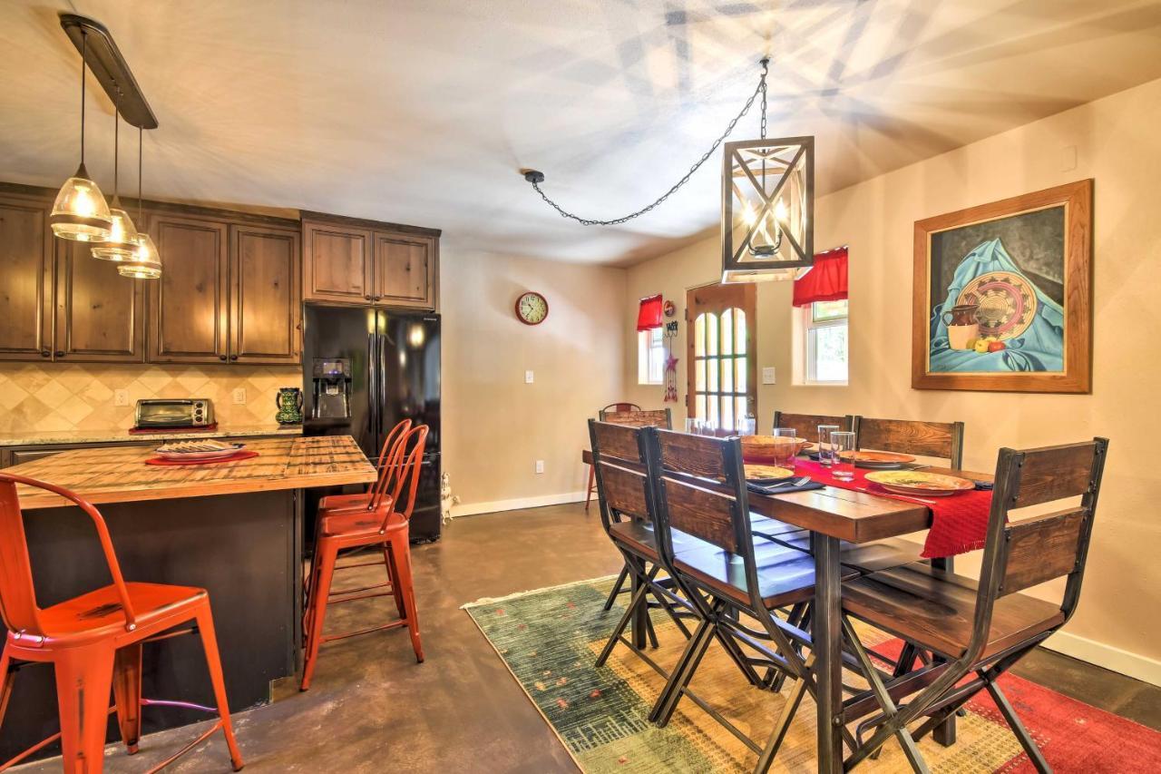 Cozy Home With Media Room Short Walk To Taos Plaza! Екстер'єр фото