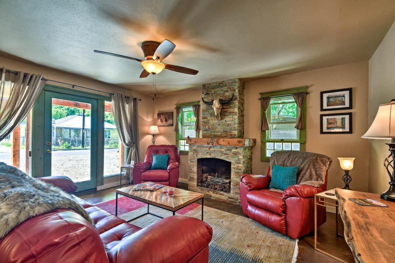 Cozy Home With Media Room Short Walk To Taos Plaza! Екстер'єр фото